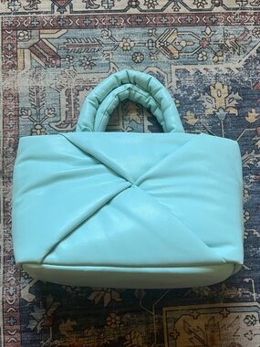 A New Day Medium Quilted Padded Tote